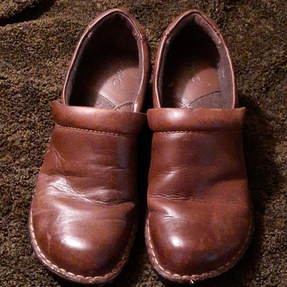 Ladies shoes
